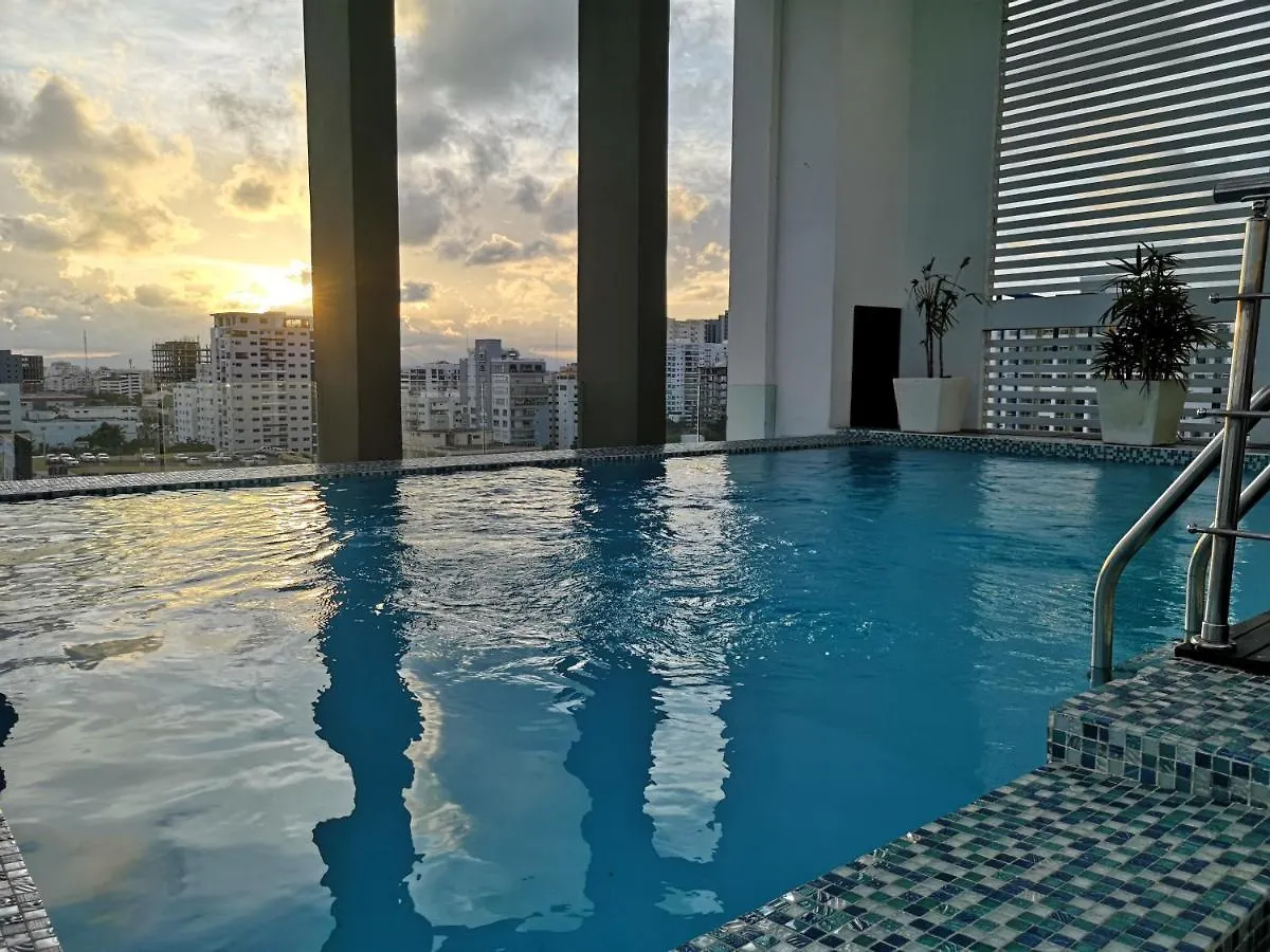 Exclusive Apartment A7 Torre Arpel 5 Downtown,Seaview,Pool&Cinema location